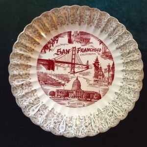 Decorative collectors plate
